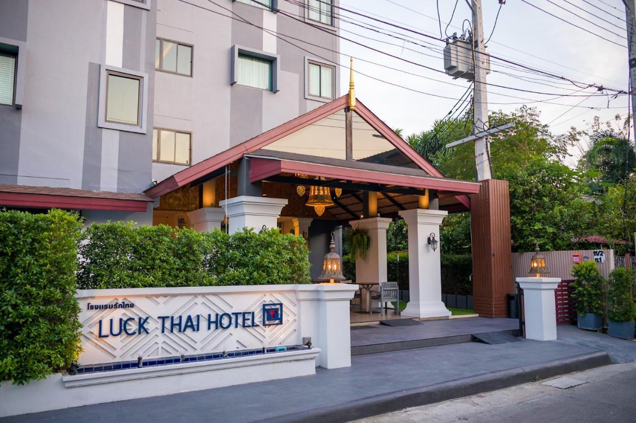 Luck Thai Hotel Chiang Mai Exterior photo